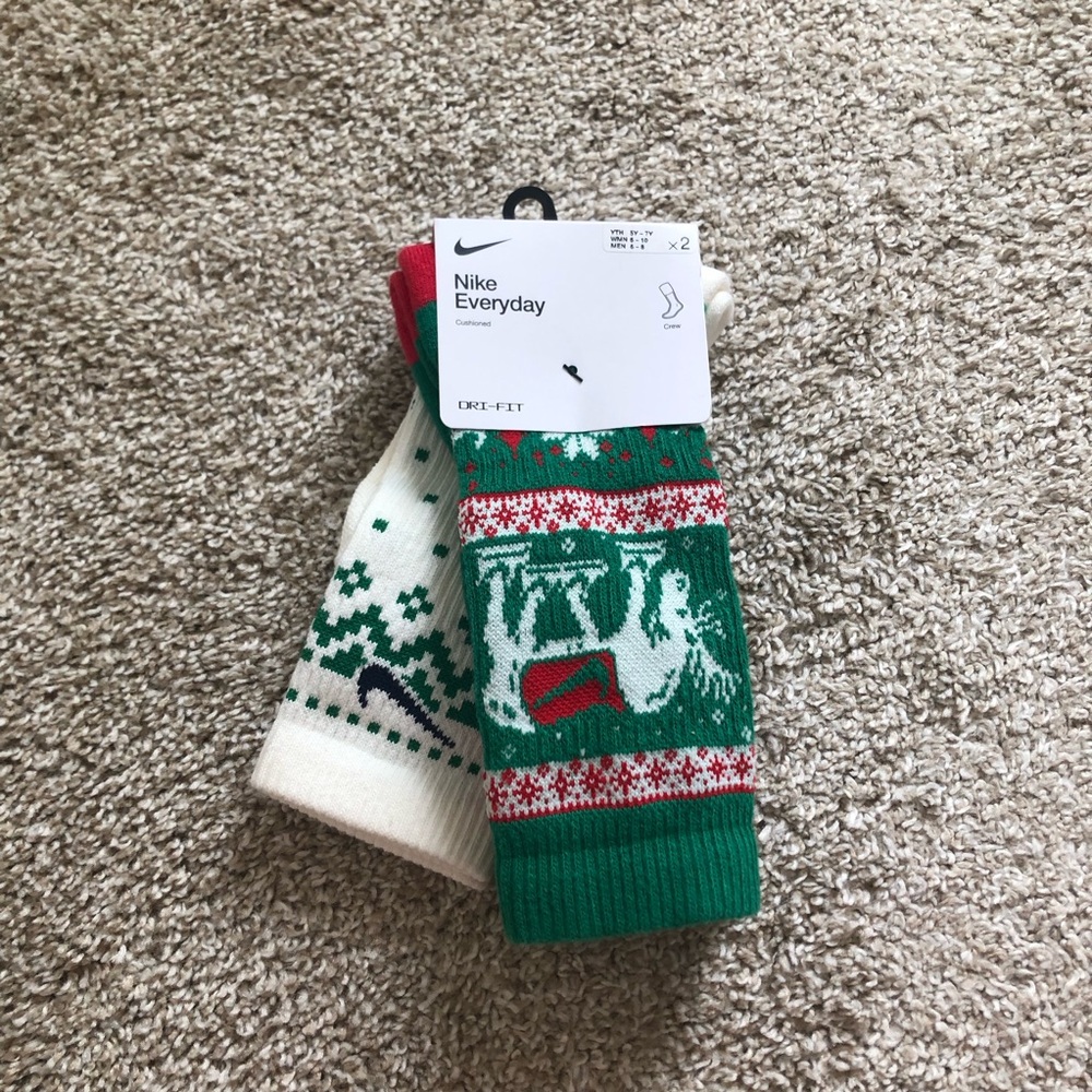 NIKE Everyday Cushioned Winter Wonderland Crew Socks - 2pk